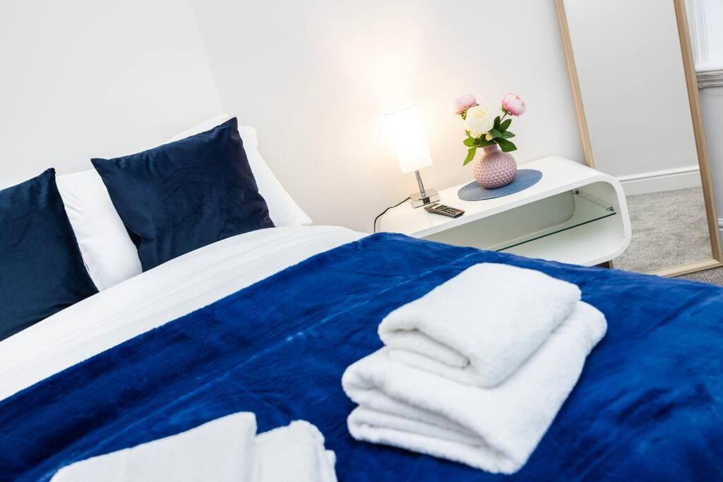 Stylish Studio In Leicester Square Londra Exterior foto